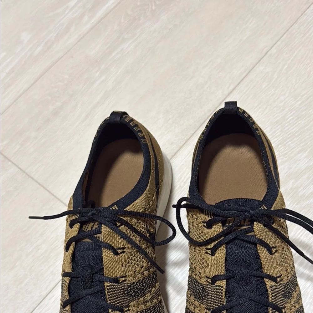 Nike Dual-Tone Fly Knit Black and Tan Sneakers